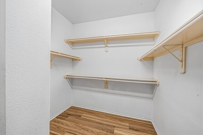 Building Photo - 22327 Albee Dr