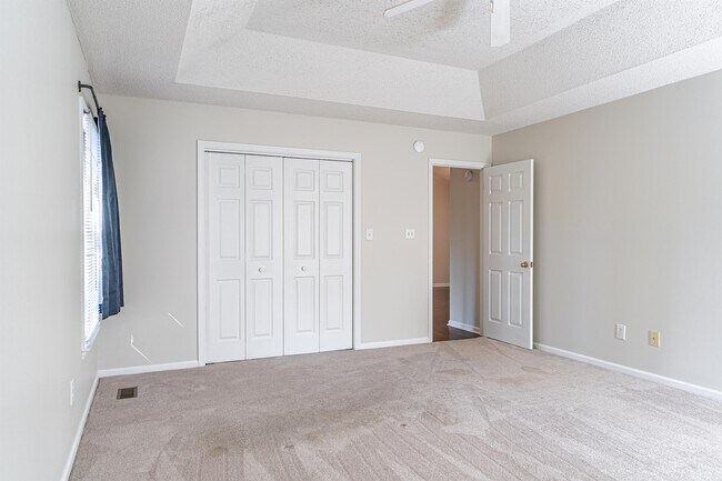 Building Photo - 22 La Quinta Loop