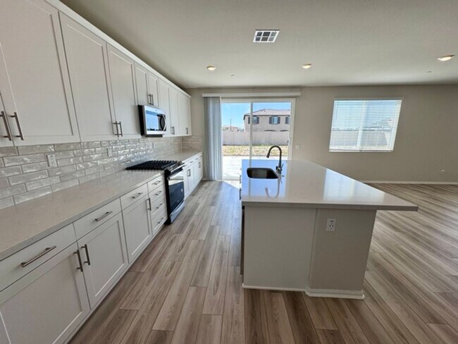 Building Photo - COMING SOON Brand new 4 bedroom Menifee Home with Solar included, now available for LEASE!