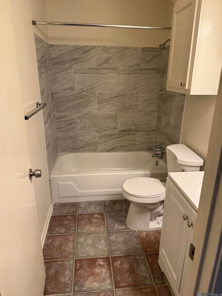Building Photo - 4454 Stumberg Ln