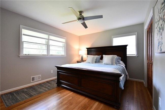 Building Photo - 2877 Cartwright Dr