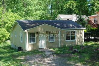 Building Photo - 5765 Hillside Dr NW