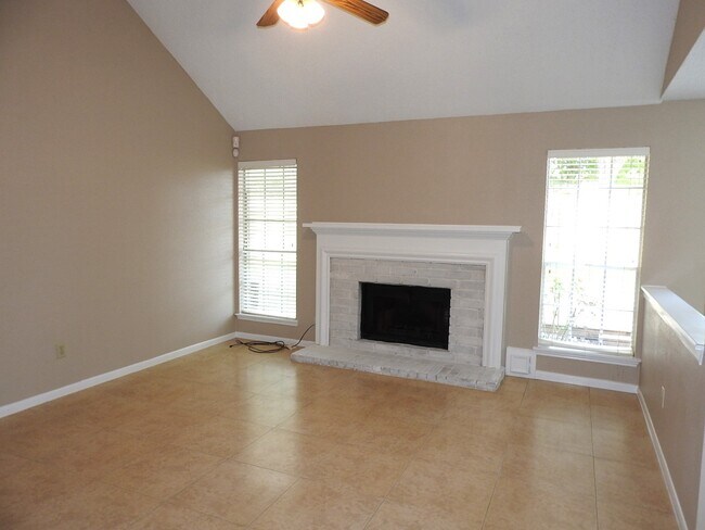 Building Photo - 3015 Cotter Lake Cir