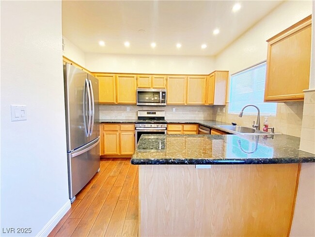 Building Photo - 3825 Juno Beach St