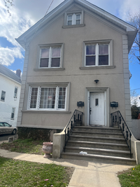 Building Photo - 33 E Elm St
