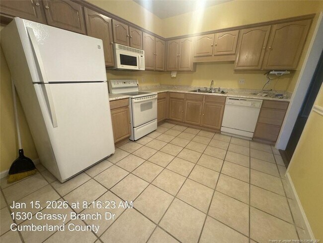 Building Photo - 1530 Grassy Branch Dr