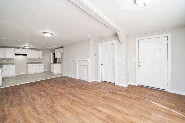 Building Photo - 1812 26th Ave