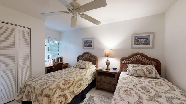 Building Photo - 7203 Curtiss Ave