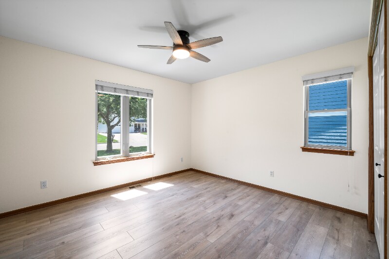 Building Photo - 391 Garrison Dr