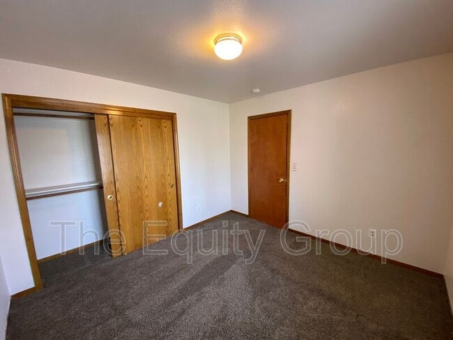 Building Photo - 5817 W Crowley Ave
