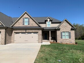 Building Photo - Luxury Townhouse in Summerfield NC