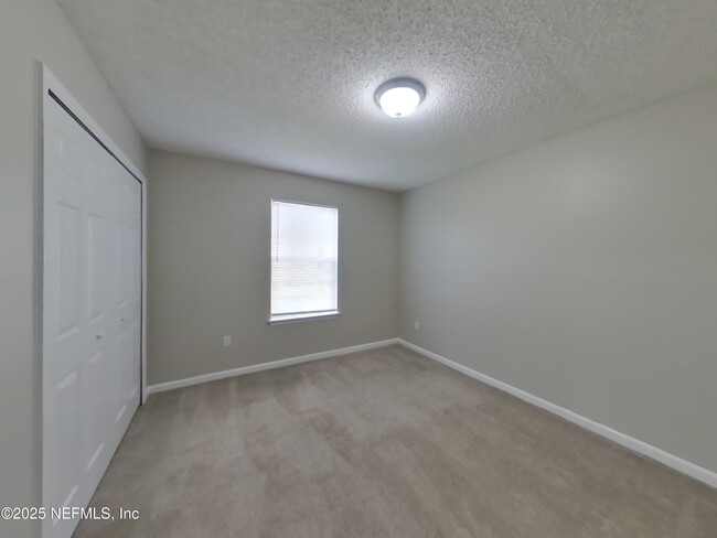 Building Photo - 1940 Hunters Trace Cir