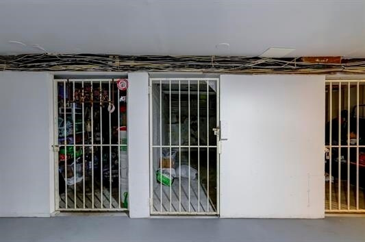 Building Photo - 11 Isabella Ave