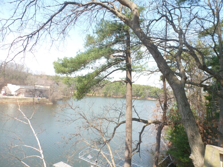 Building Photo - 227 Canyon Rd