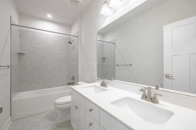Building Photo - Beautiful 5 Bedroom Home with Attached In-...