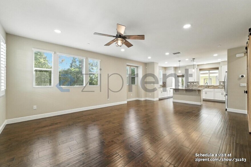 Building Photo - 550 Ryan Ter