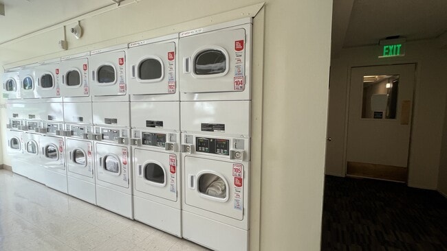 Building Photo - 1 Captain Dr