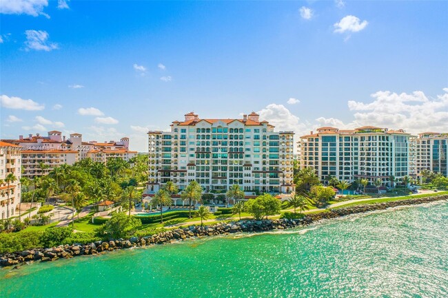 Building Photo - 7154 Fisher Island Dr