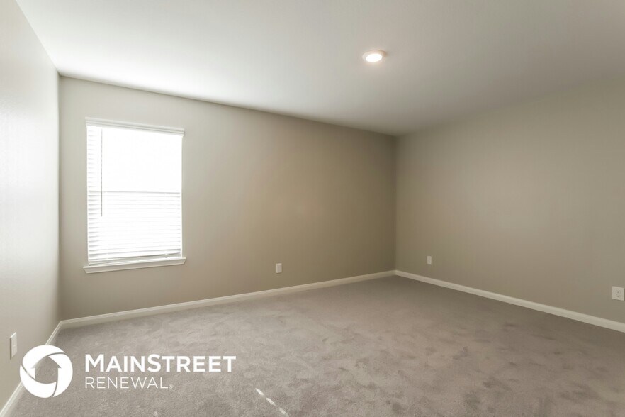 Building Photo - 23018 Bellini Dr