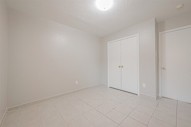 Building Photo - 3727 Morning Cove Ln