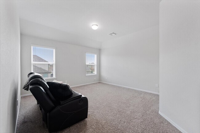 Building Photo - 3210 Lotus Blossom St