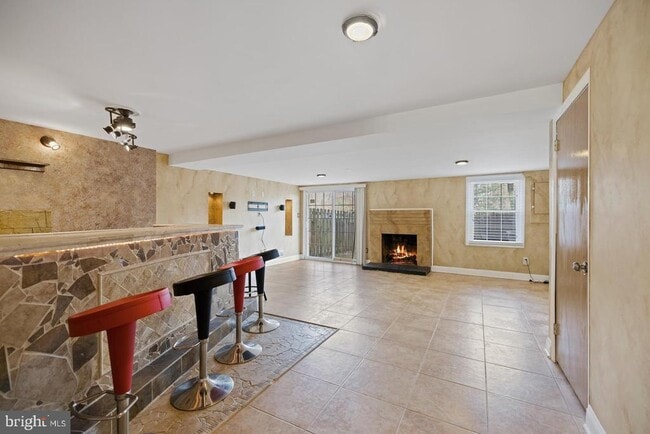 Building Photo - 7442 Adams Park Ct