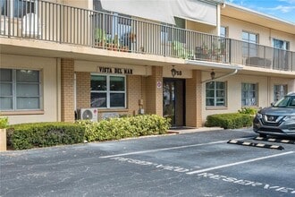 Building Photo - 3753 46th Ave S