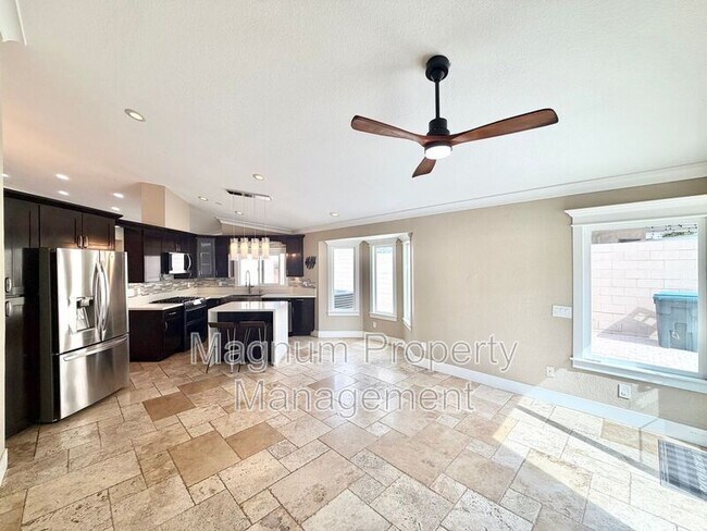 Building Photo - 11938 Venetian Dr