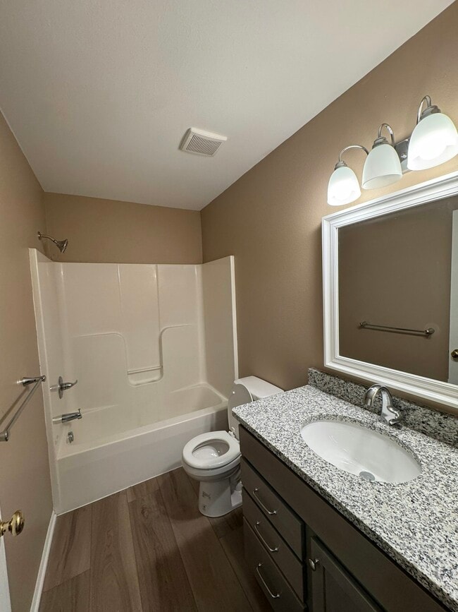 Building Photo - 4861 Pinefield Ave