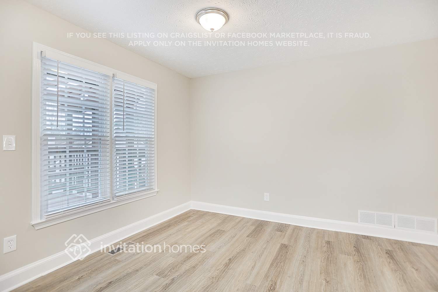 Building Photo - 126 Aztec Way SE