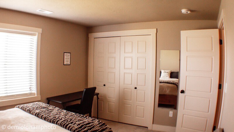 Building Photo - 511 S 700 E