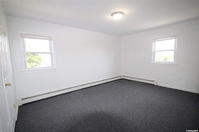 Building Photo - 80-03 165th St