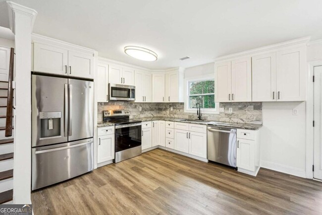 Building Photo - 5507 Flat Shoals Pkwy