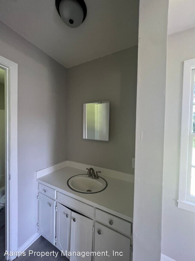 Building Photo - 3 br, 2 bath House - 1436 Gairloch