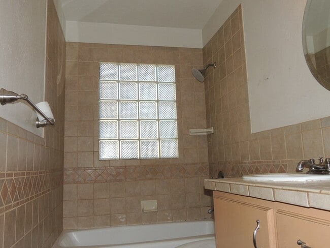 Building Photo - 1813 Petroleum Dr