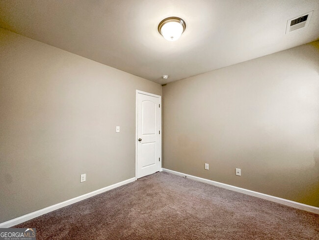 Building Photo - 75 Natures Trail