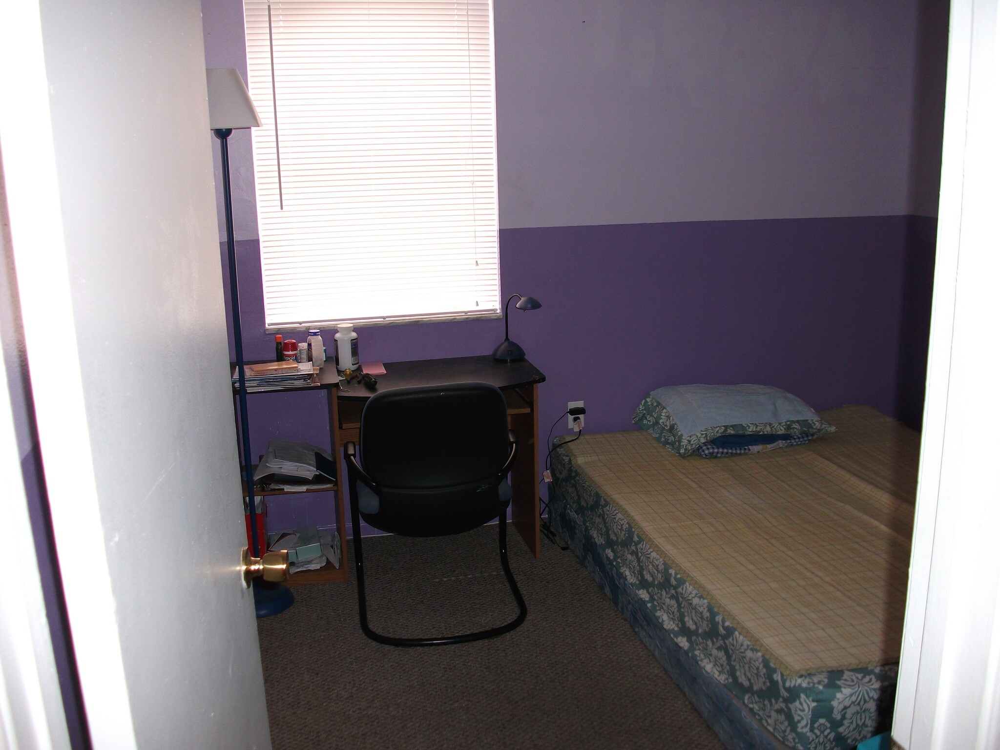Guest bedroom - 646 NW 114th Ave