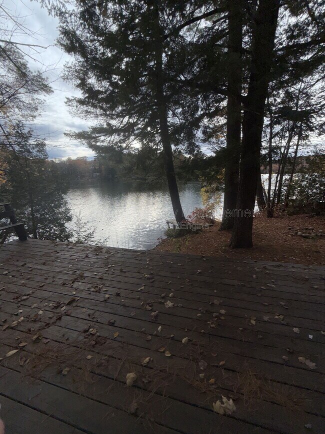 Building Photo - 108 Pinewoods Trail