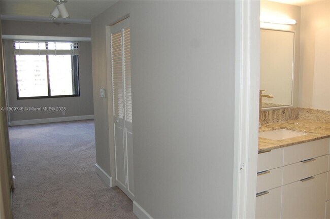 Building Photo - 201 Crandon Blvd