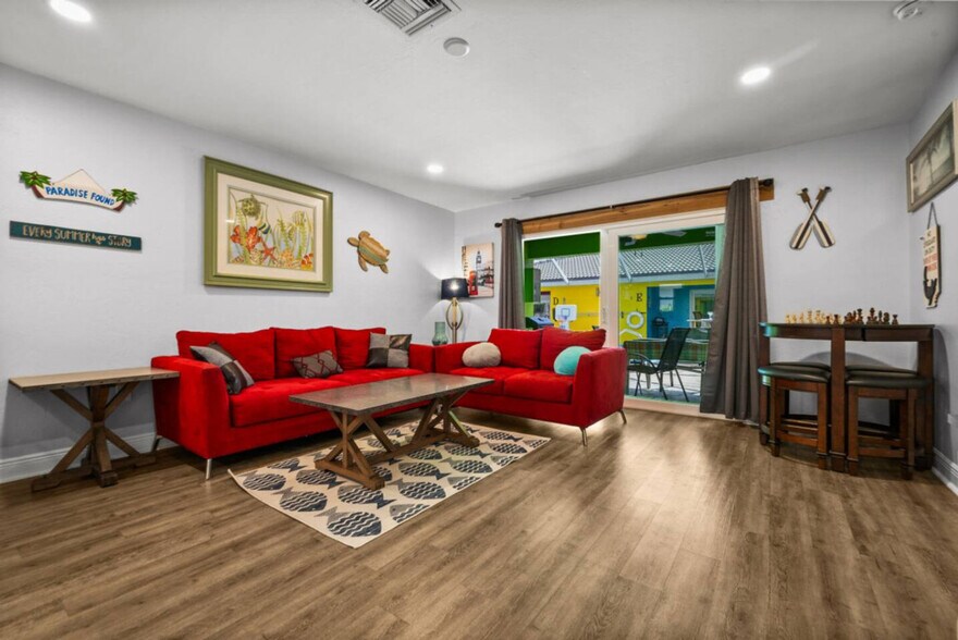 Building Photo - 1019 SE 40th St