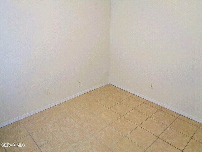 Building Photo - 12357 Tierra Buena Dr