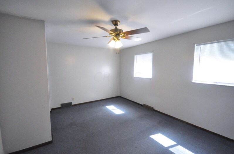 Building Photo - 407 E 14th Ave