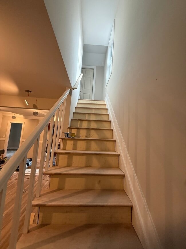 Building Photo - 16913 Jodave Ave