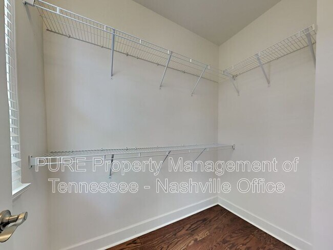 Building Photo - 1022 Rural Plains Cir