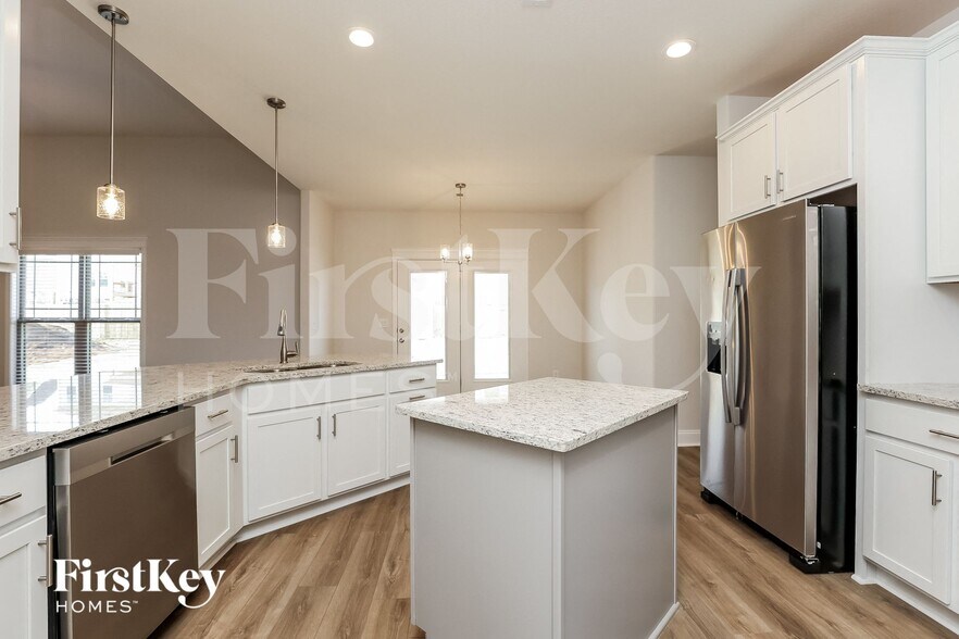 Building Photo - 766 Buffalo Frd Dr