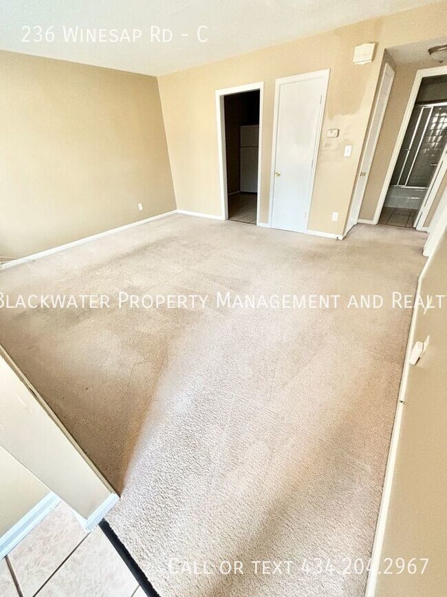 Building Photo - 236 Winesap Rd