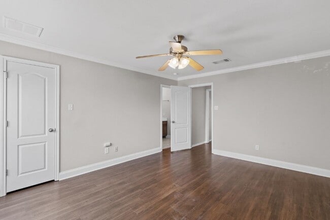 Building Photo - 3417 Savage Springs Dr