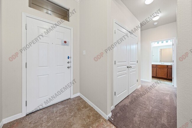 Building Photo - 719 Dunford Dr