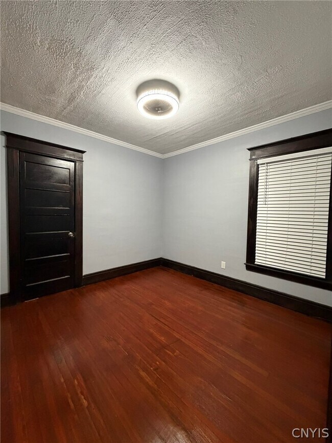 Building Photo - 123 E Lafayette Ave