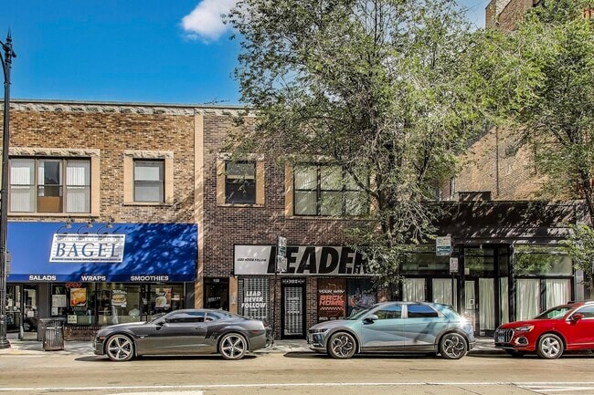 Primary Photo - 1152 W Madison St